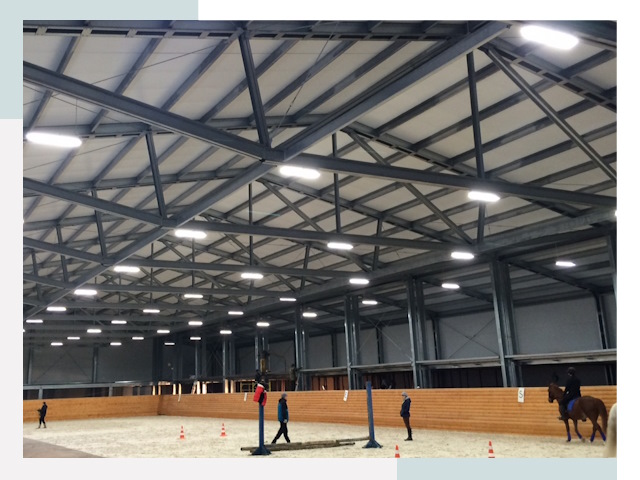 Строительство конных манежей от 608 руб в Электросталь
